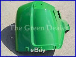 John Deere 4X2 & 6X4 Gator Left Hand Fender M113113