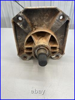 John Deere 4x2 6x4 Gator Rear Axle Hub And Housing Vg11202 M119715