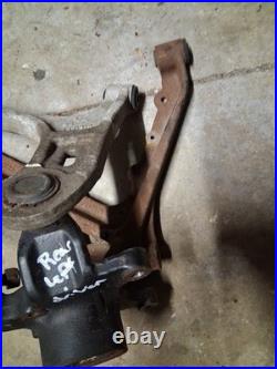 John Deere Gator Rsx 860 i Rear Left Knuckle Axle Carrier And Control A Arms