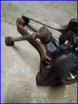 John Deere Gator Rsx 860 i Rear Left Knuckle Axle Carrier And Control A Arms