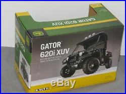 John Deere Gator XUV 4X4 620i Utility Vehicle Ertl Chrome Die-Cast 1/16 NIB RARE