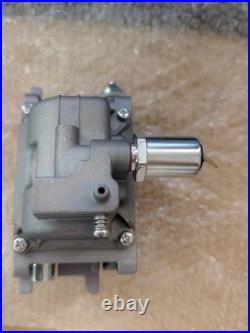 NEW AUC14592 4x2 4x4 HPX Trail HPX615E Gator Vehicle Carburetor For John Deere