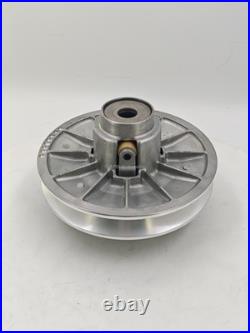 Secondary Driven Clutch AUC11989 For John Deere Gator XUV825E XUV825M XUV835M Secondary Driven Clutch AUC11989 For John Deere Gator XUV825E XUV825M XUV835M