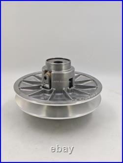 Secondary Driven Clutch AUC11989 For John Deere Gator XUV825E XUV825M XUV835M Secondary Driven Clutch AUC11989 For John Deere Gator XUV825E XUV825M XUV835M